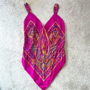 Women’s Frox Size Medium Paisley Handkerchief Top